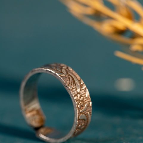 Beautiful Flower Pattern Silver Band Ring