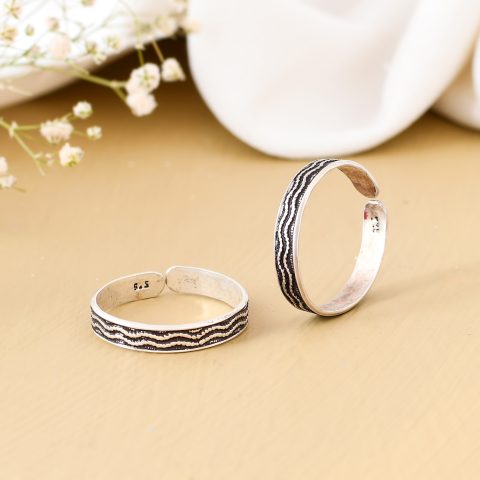 Zig Zag Design Silver Band Toe Ring